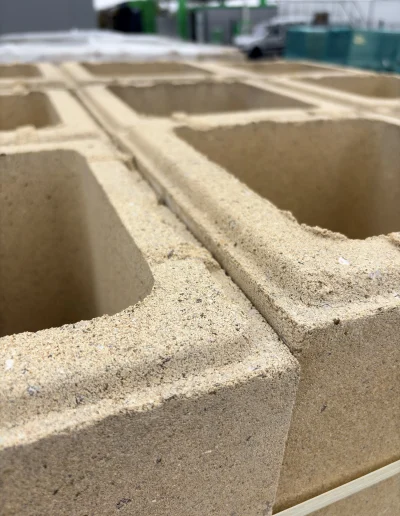 Bloc pilier béton beige et gris